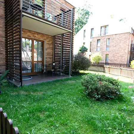 Ikar Z Wlasnym Ogrodkiem, Bardzo Blisko Morza 아파트 레왈