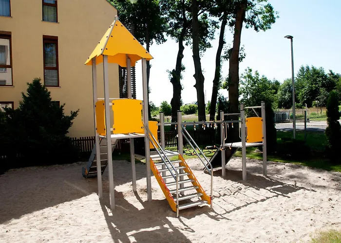 Ikar Z Wlasnym Ogrodkiem, Bardzo Blisko Morza Διαμέρισμα Rewal