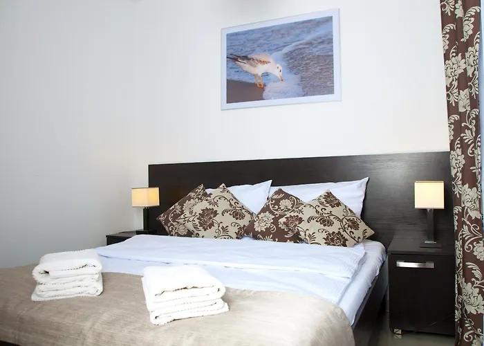 Ikar Z Wlasnym Ogrodkiem, Bardzo Blisko Morza *